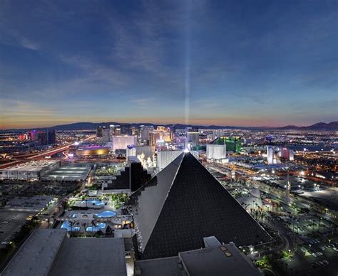 hotel luxor reviews|luxor hotel las vegas ratings.